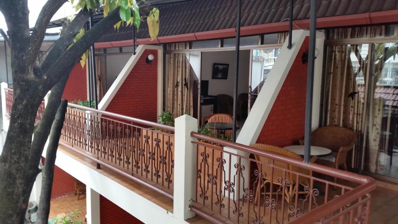 Hotel Villa Swiss Garden Patong Esterno foto
